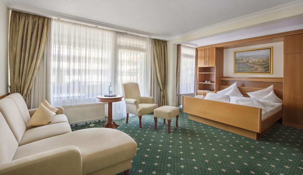 באד פיסינג Hotel Schweizer Hof Thermal Und Vital Resort (Adults Only) מראה חיצוני תמונה