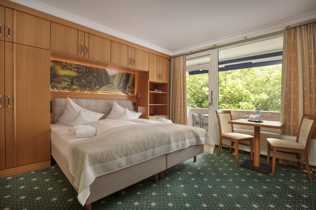 באד פיסינג Hotel Schweizer Hof Thermal Und Vital Resort (Adults Only) מראה חיצוני תמונה