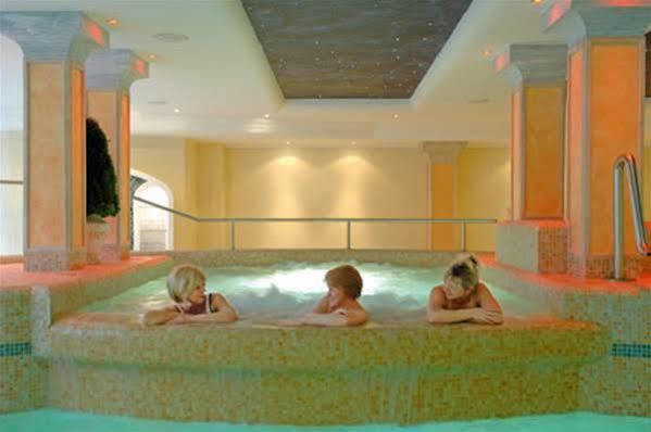 באד פיסינג Hotel Schweizer Hof Thermal Und Vital Resort (Adults Only) מראה חיצוני תמונה
