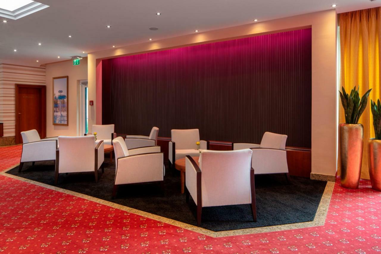 באד פיסינג Hotel Schweizer Hof Thermal Und Vital Resort (Adults Only) מראה חיצוני תמונה